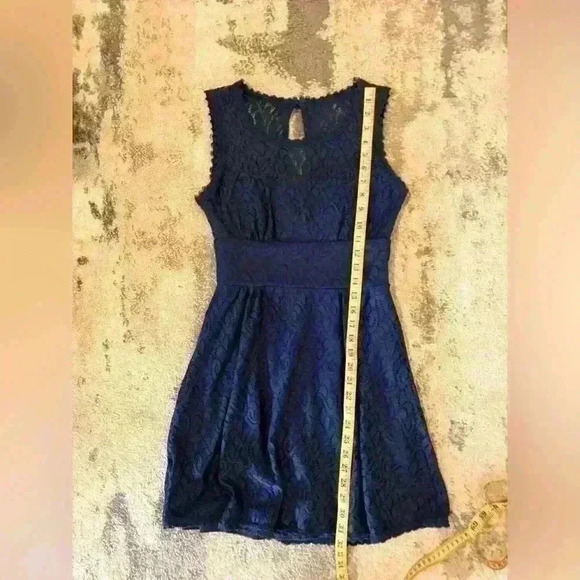 Women’s   B. Darlin Dress - Picture 5 of 5